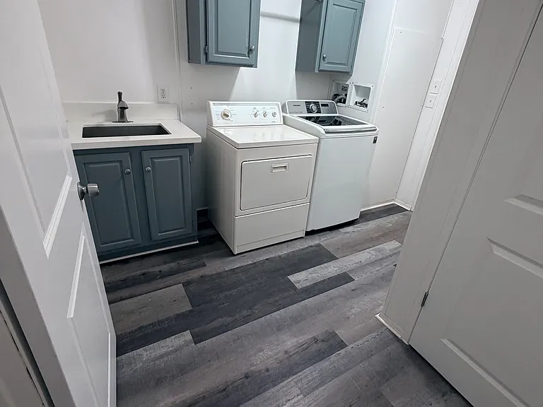 4539 Rose Ln — Photo 23