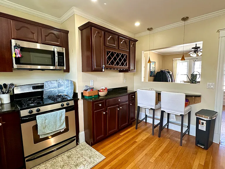13 Fairview Ave — Photo 8