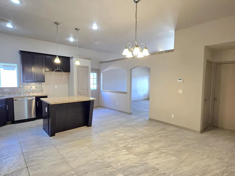 3857 Loma Cortez Dr — Photo 9