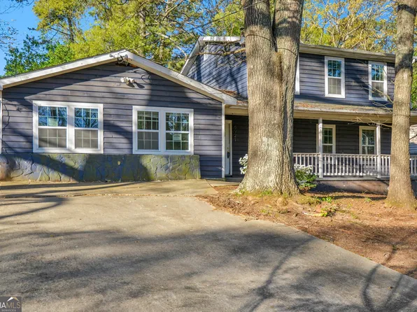 6921 Babbling Brook Dr, Rex, GA 30273