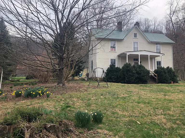2120 Drovers Ln — Photo 21