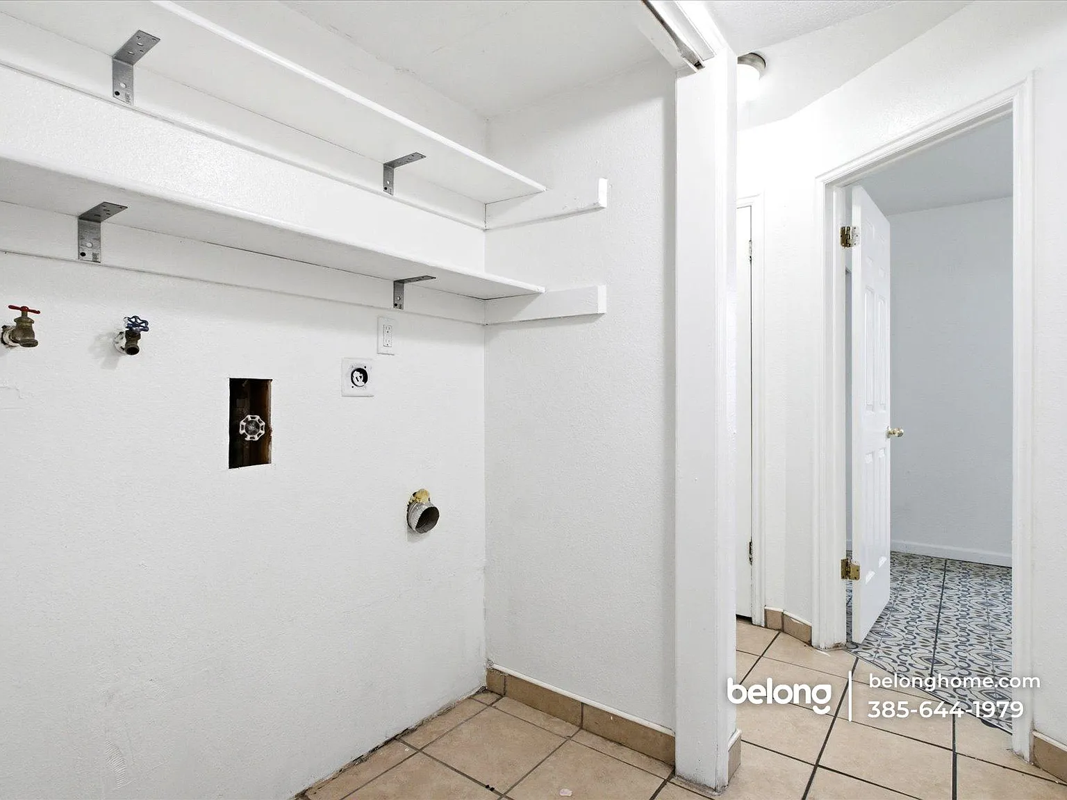 2 bed, 1.0 bath, 900 sqft, $1,050 — Photo 4