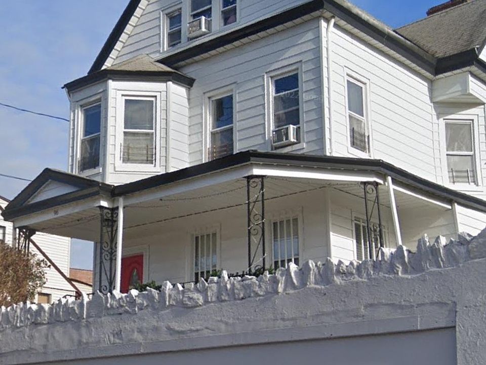 1st image of 96 Crescent Pl Floor 3