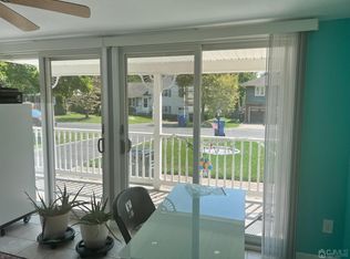 360 Outlook Ave, Colonia, NJ