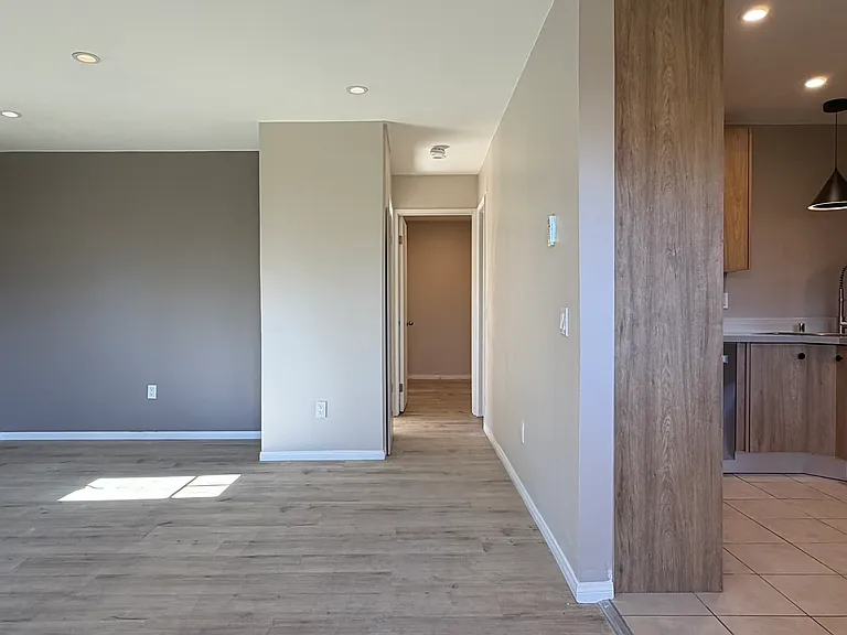 4430 Laurel St #3 — Photo 8