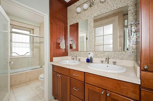 Sold by Keller Williams NYC | media 10