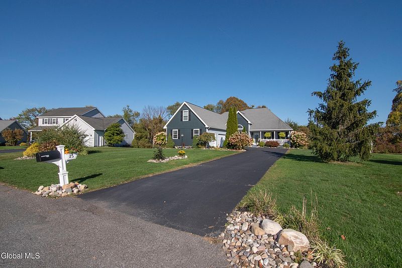 2nd image of 25 Timothy Way