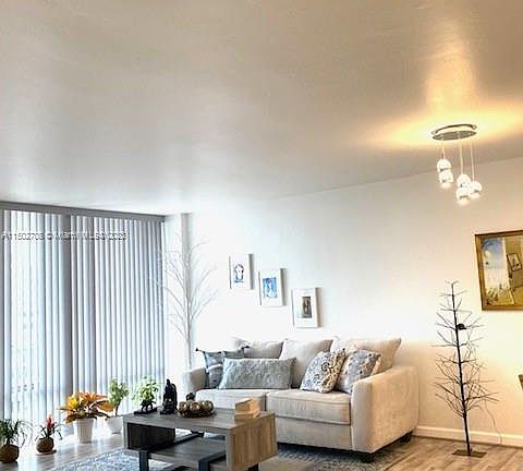 3rd image of 1408 Brickell Bay Dr APT 607