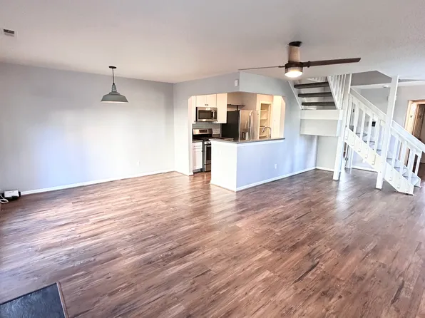 713 Quesnel Dr, Virginia Beach, VA 23454
