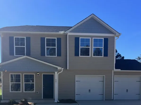 607 Wondertown Dr, Erwin, NC 28339
