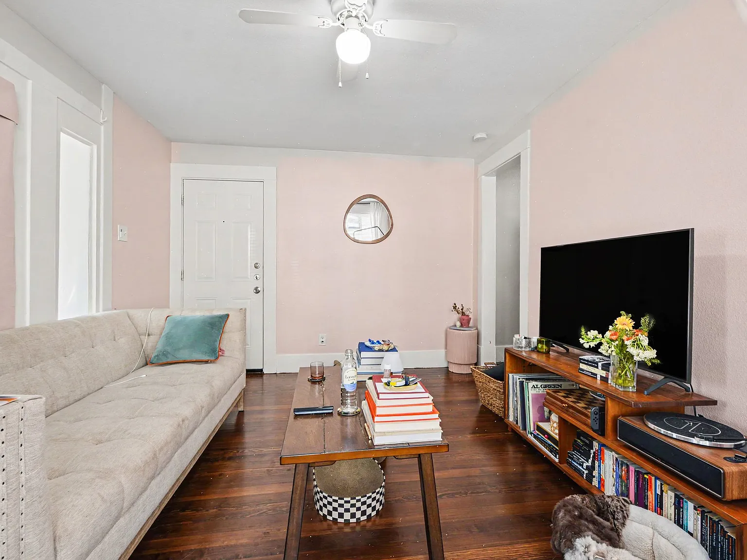 1 bed, 715 sqft, $1,500 — Photo 3