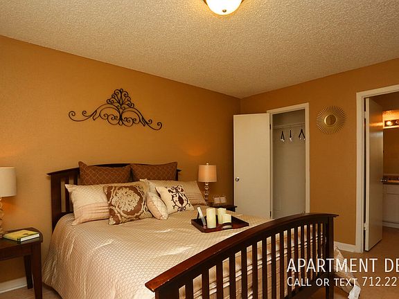 2nd image of 2026 36th St N #4166