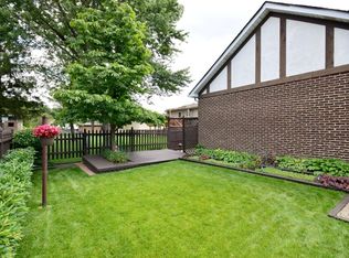 1828 W Sherry Ln, Addison, IL 60101