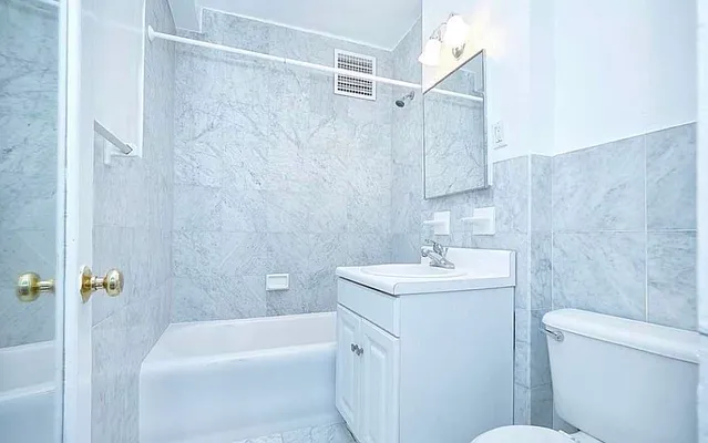 Rented by Compass | media 6