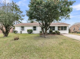 211 Gardenia St, Summerville, SC 29483