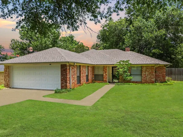 2900 Crossroads Dr, Longview, TX 75605