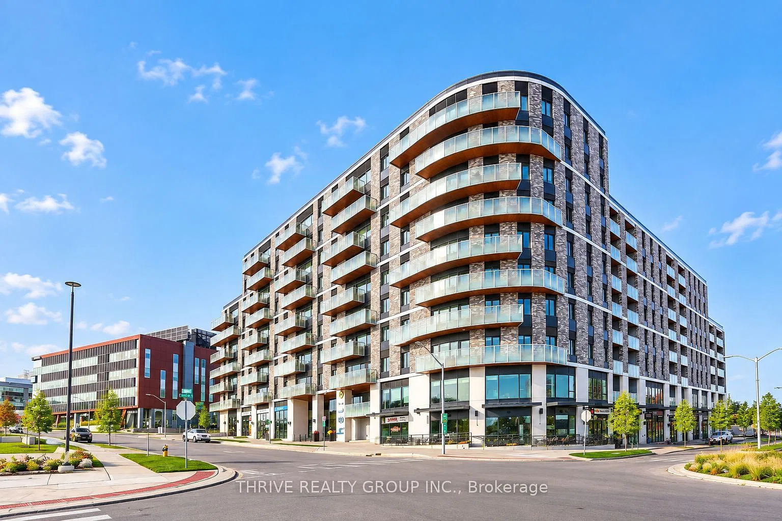 West 5 Helio — Photo 1