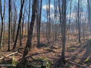 Hemlock Rd, Waymart, PA 18472