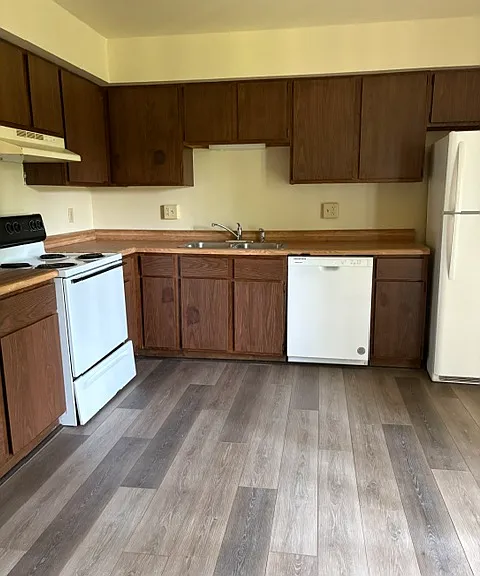 6993 Eisenhower Ave — Photo 20