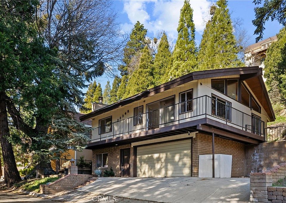 1st image of 22348 Glenwood Dr