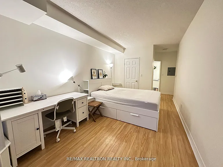 55 Bloor St E #1909 — Photo 6