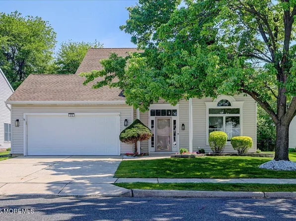 212 Wagon Wheel Lane, Columbus, NJ 08022
