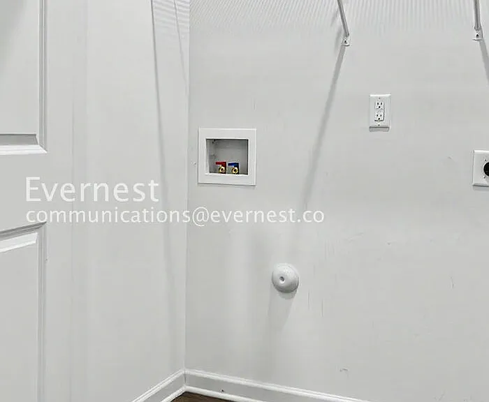 10828 Mount Holly Rd — Photo 25