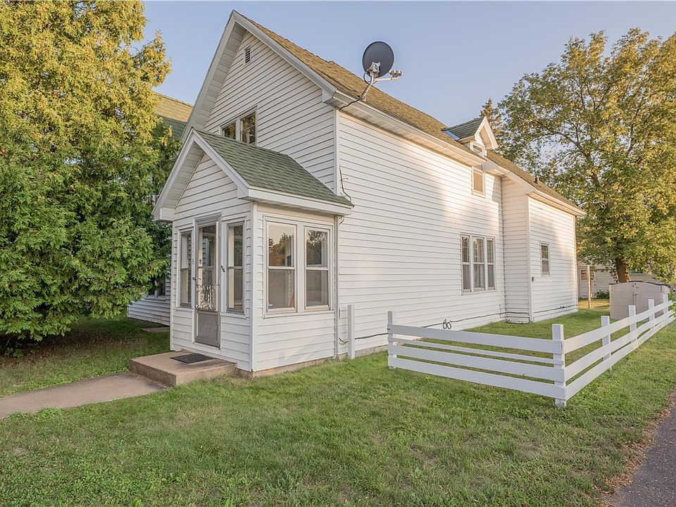 1st image of 309 Oak Street #1-2