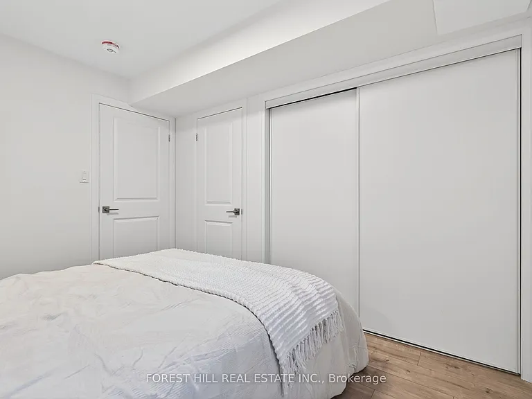 52 Albright Ave #D — Photo 34