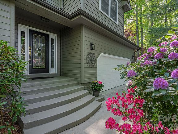 2nd image of 196 Rockhold Dr
