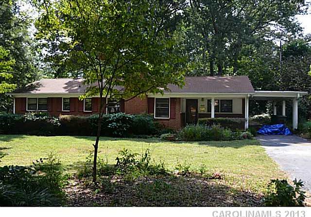 1st image of 4752 Amity Pl