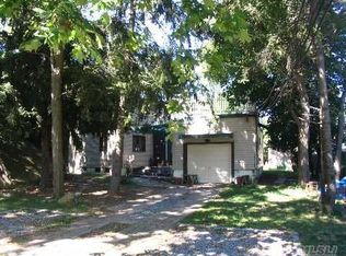 3 Sams Path, Rocky Point, NY 11778