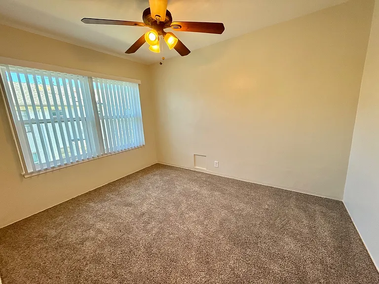 4035 N Marron Ave #3 — Photo 8