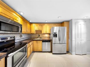 3520 Oaks Way APT 406, Pompano Beach, FL 33069