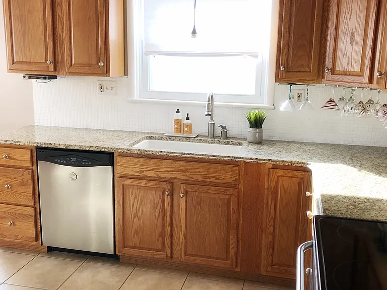75 Foxcroft Dr — Photo 23