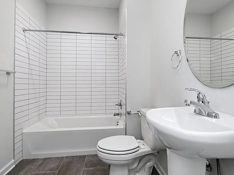2109 Aldrich — Photo 13