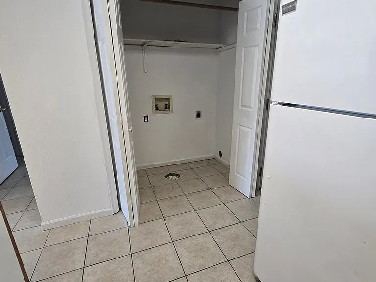 4401 Jeana Ct — Photo 6