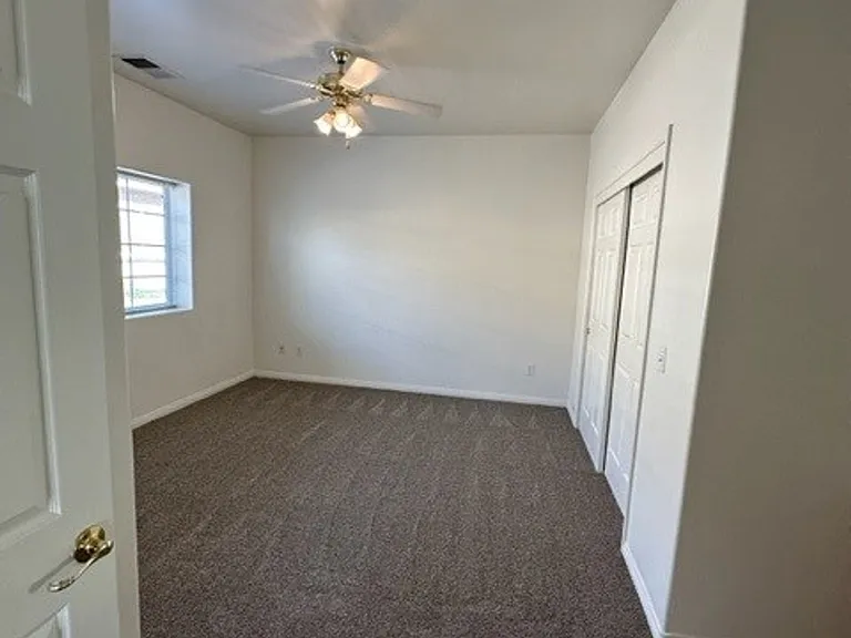 718 Orchid Dr — Photo 34
