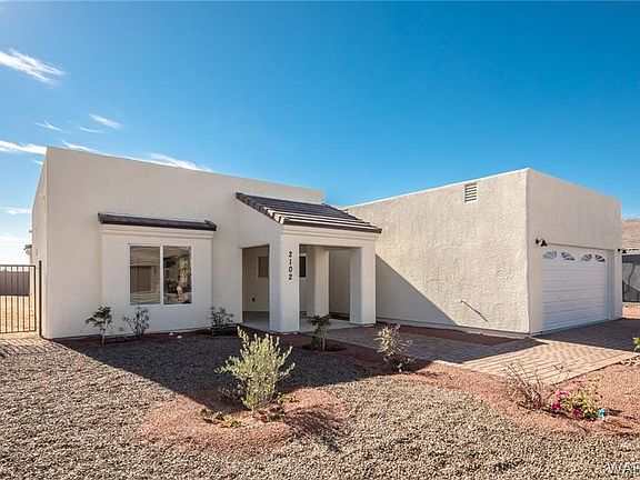 2nd image of 2102 E Oasis Ln