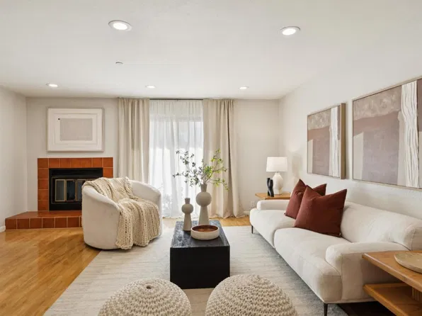 4157 El Camino Way APT E, Palo Alto, CA 94306