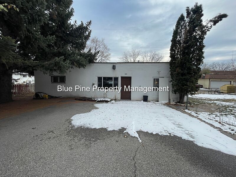 1st image of 754 E Elva St