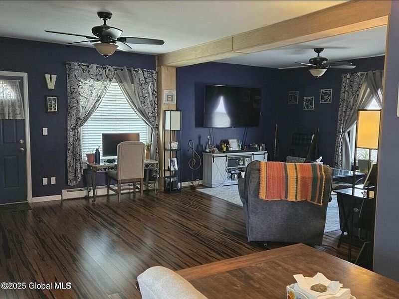 4th image of 13 Hawk Street