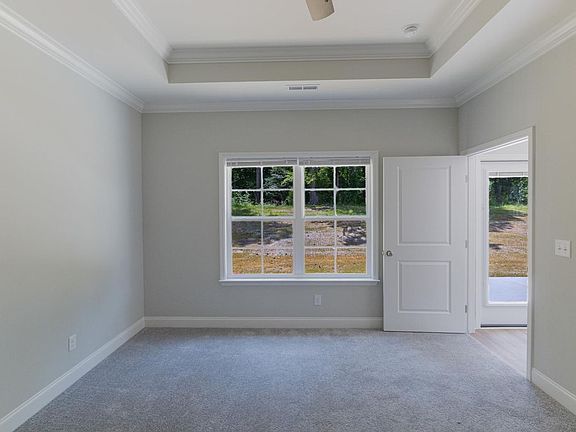 4th image of 415 Minnis Rd