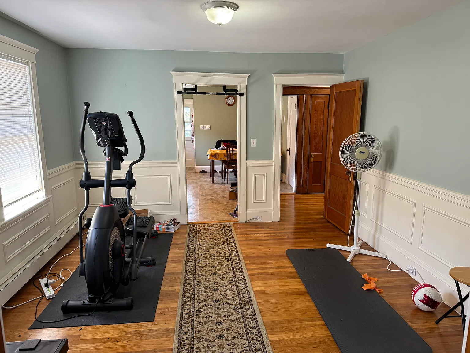 3 bed, 1721 sqft, $3,200 — Photo 3