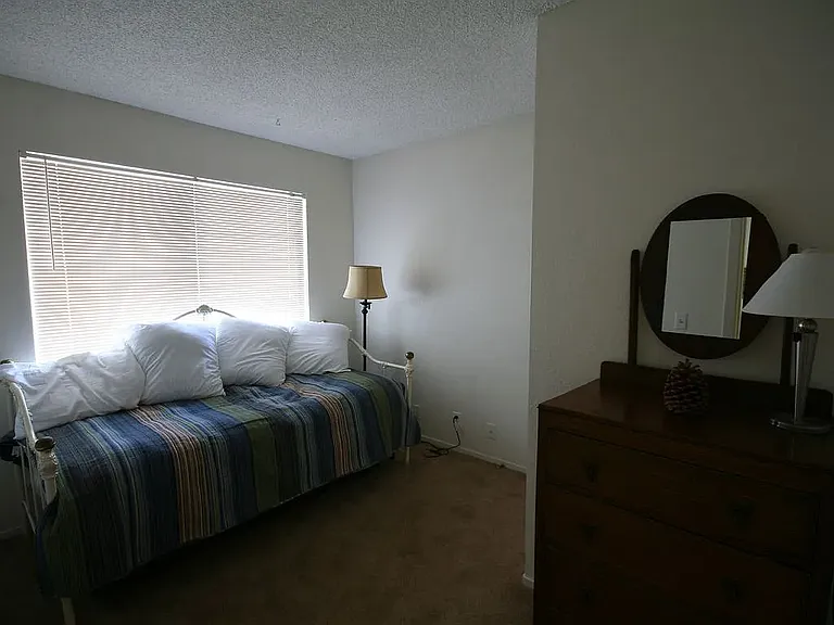 1290 Lincoln Park Cir — Photo 30