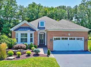 90 E Bosworth Blvd, Farmingdale, NJ 07727