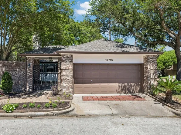 16707 Burwood Ct, Houston, TX 77058