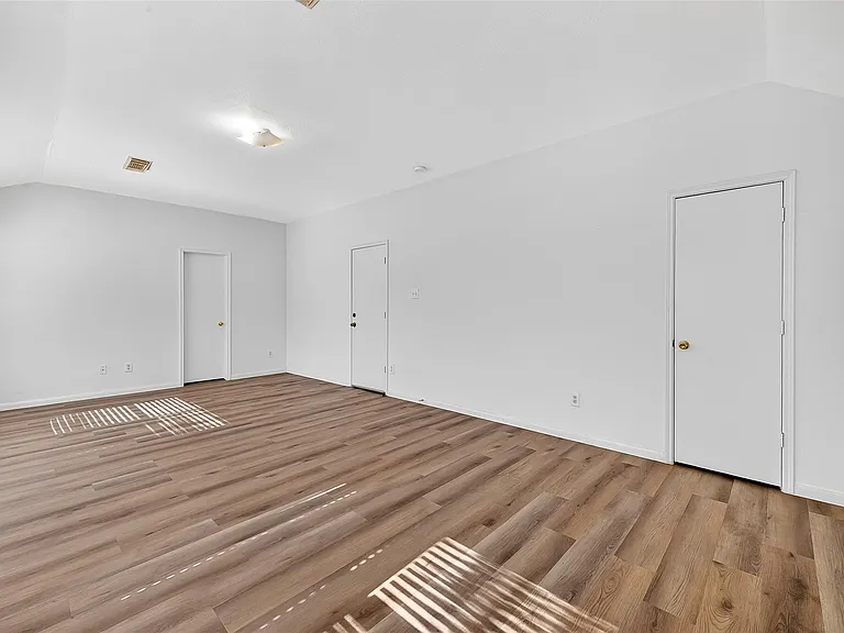 8366 Golf Green Cir — Photo 33