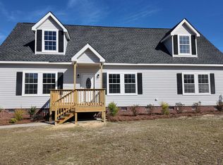 404 Tree Top Ln, Lugoff, SC 29078