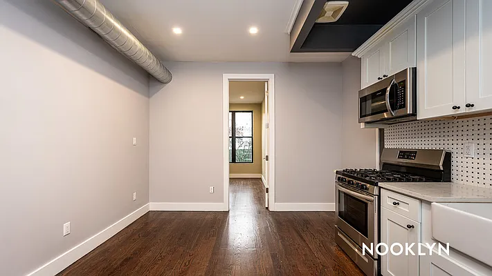 Rented by Nooklyn NYC LLC | media 3